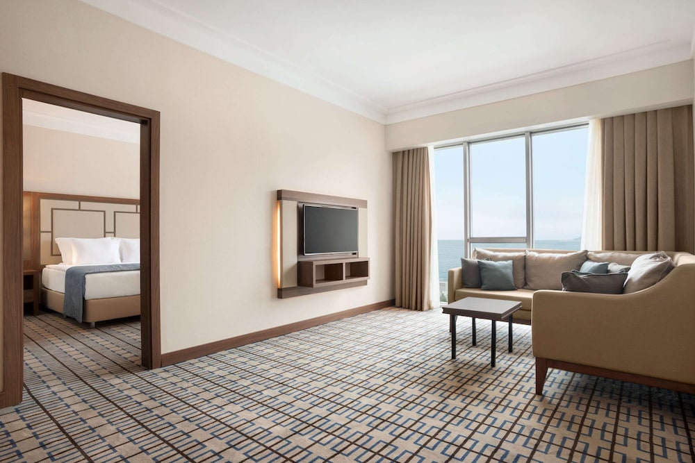 Ramada Plaza by Wyndham Rize 35/55