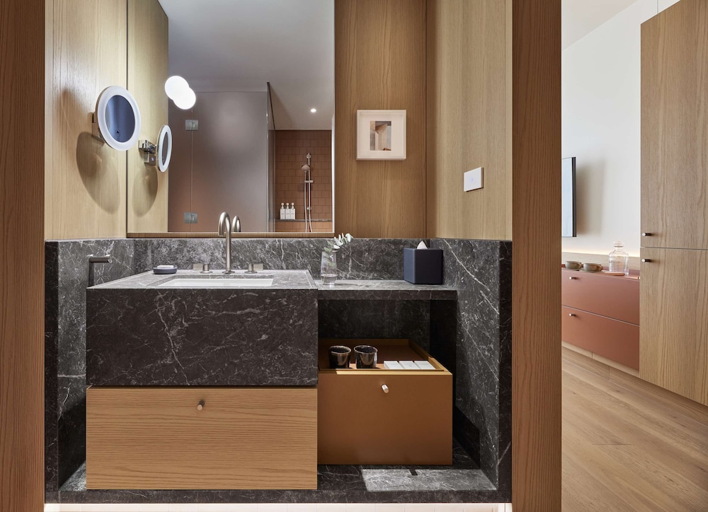 Hyatt Centric Melbourne 4/50