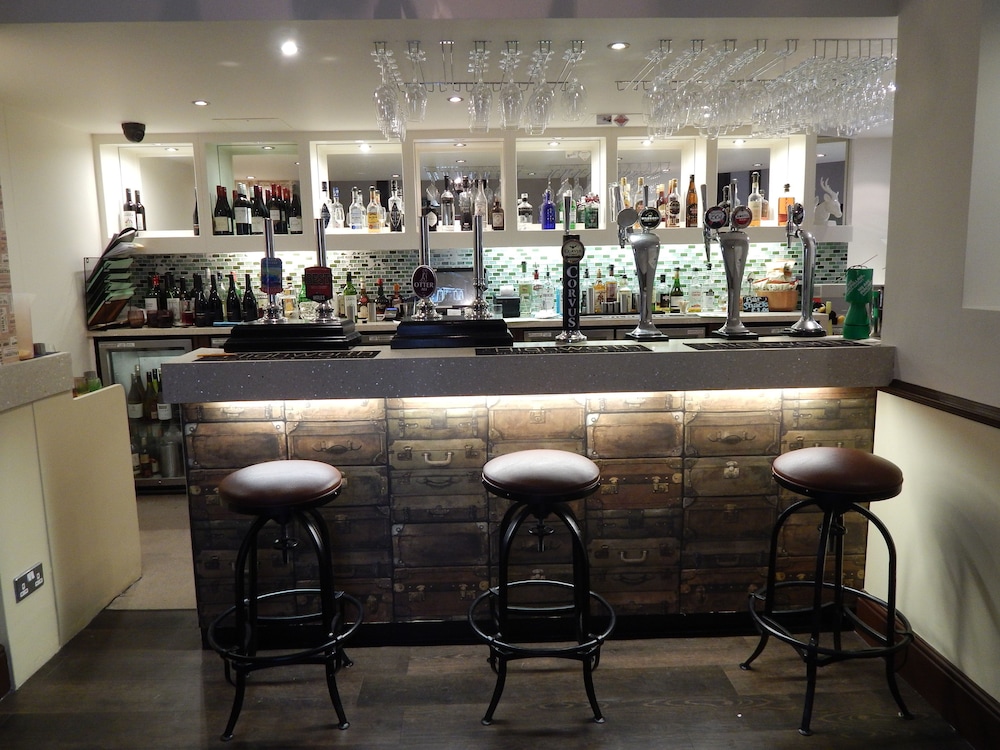 The Highworth Hotel 33/48