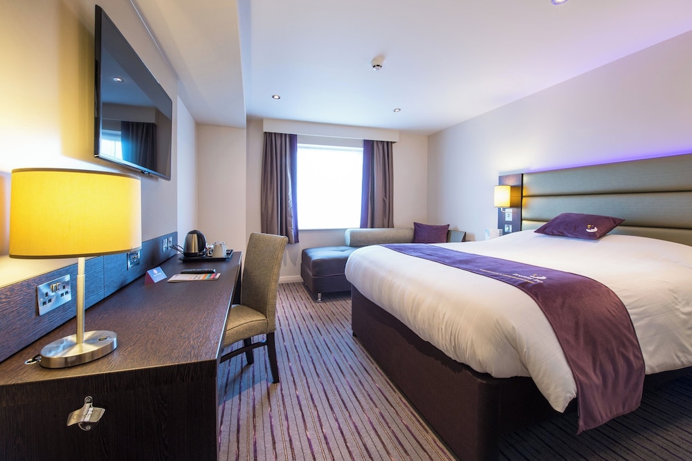 Premier Inn Isle of Wight Sandown (Merrie Gardens) Hotel 12/34