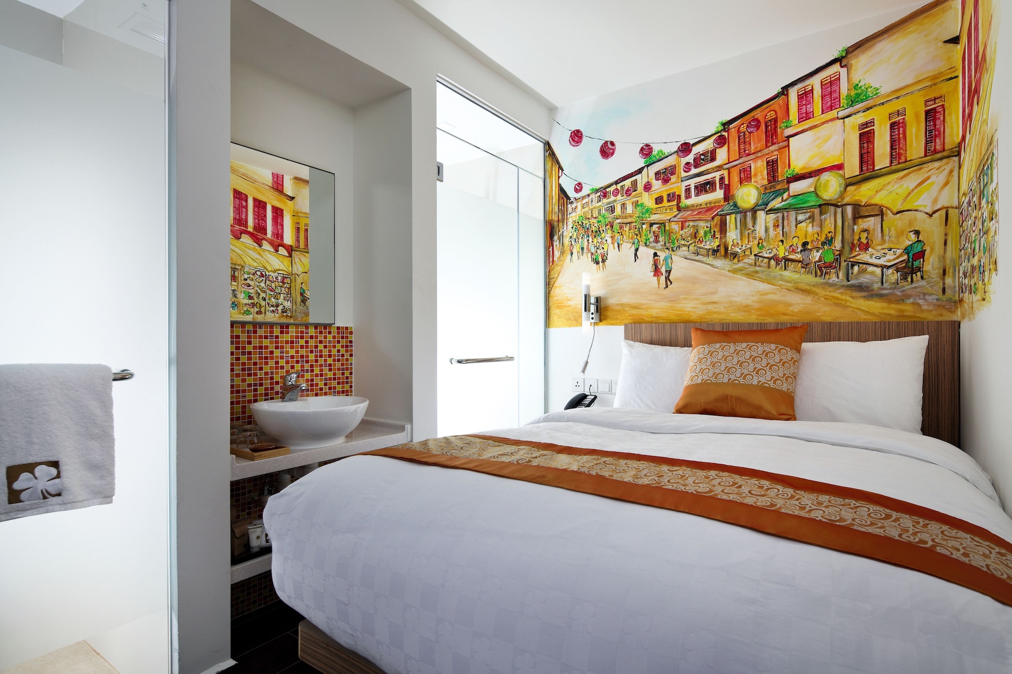 SUPERIOR, DOUBLE BED