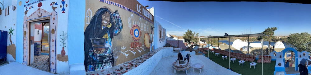 Nubian Palace 4/50