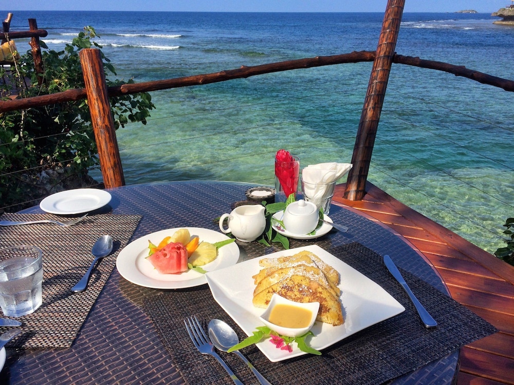 Savasi Island Resort 43/56