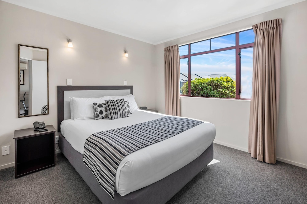 2 BEDROOMS, SPA