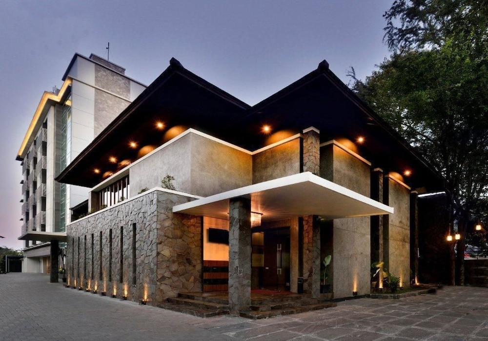 万隆泽若拉莫德卡酒店(Serela Merdeka Bandung) 图片1
