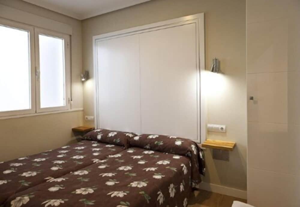 Hostal Madrid 24/50