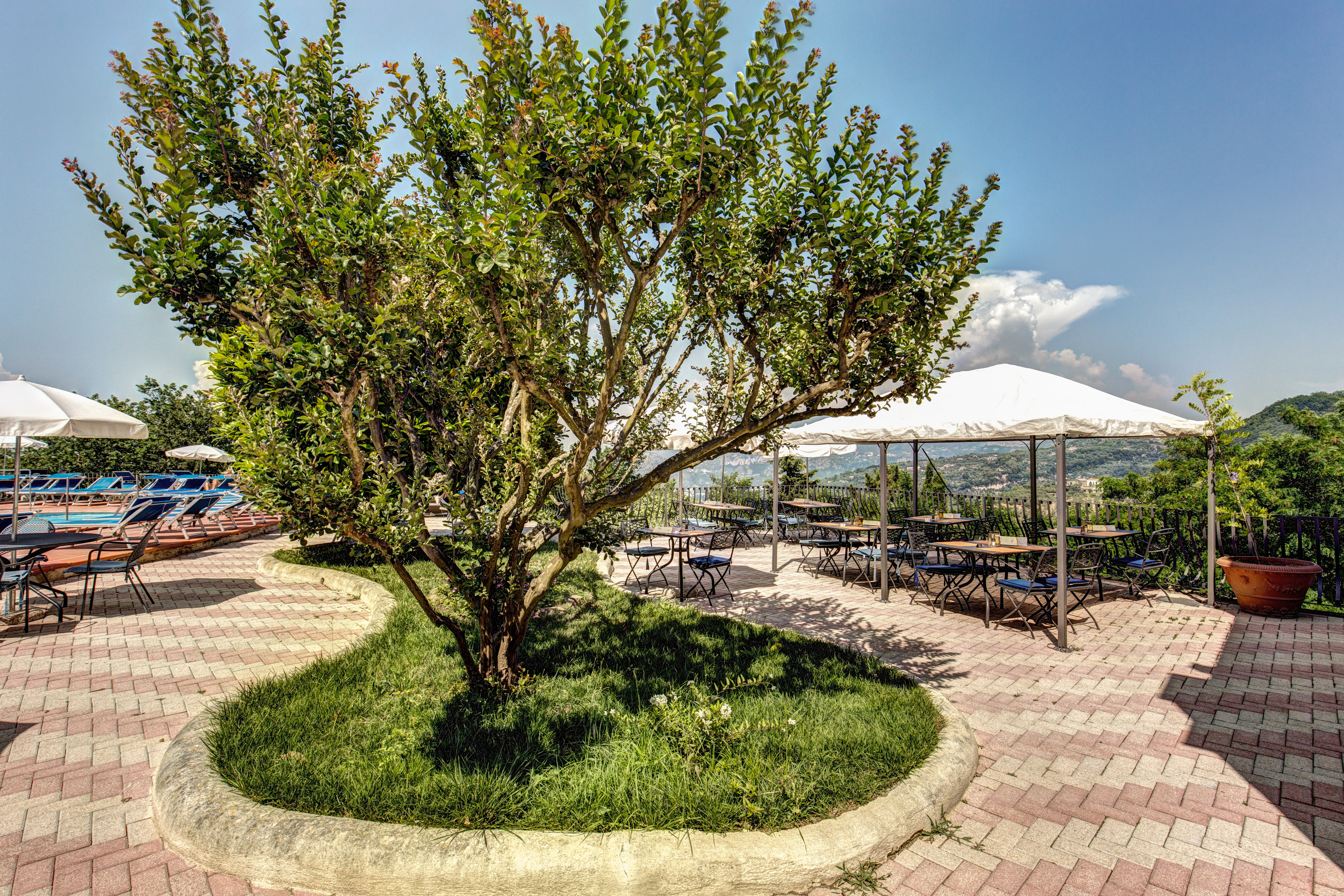 Villa Romita Hotel 48/53