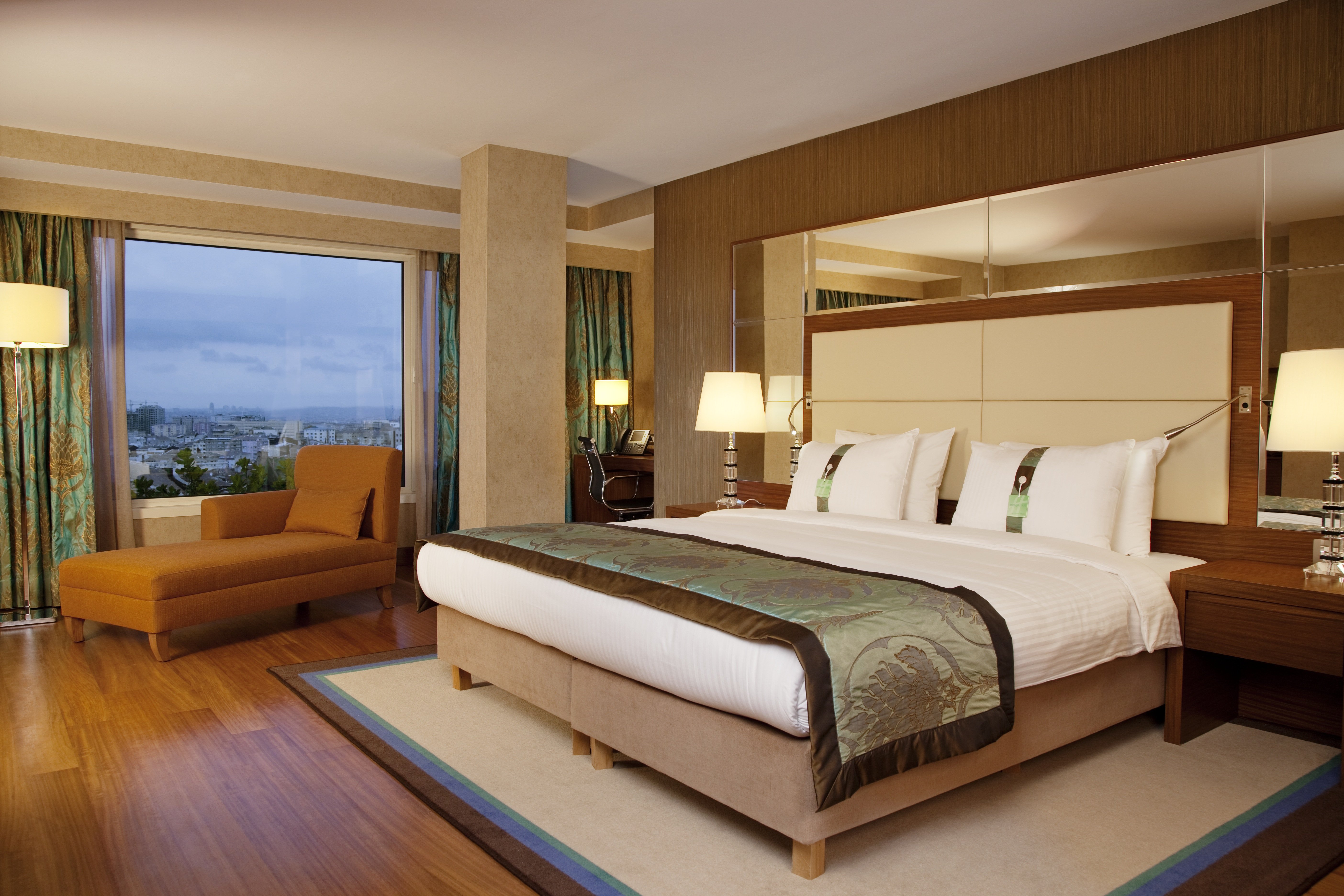 Holiday Inn Istanbul Sisli 25/78