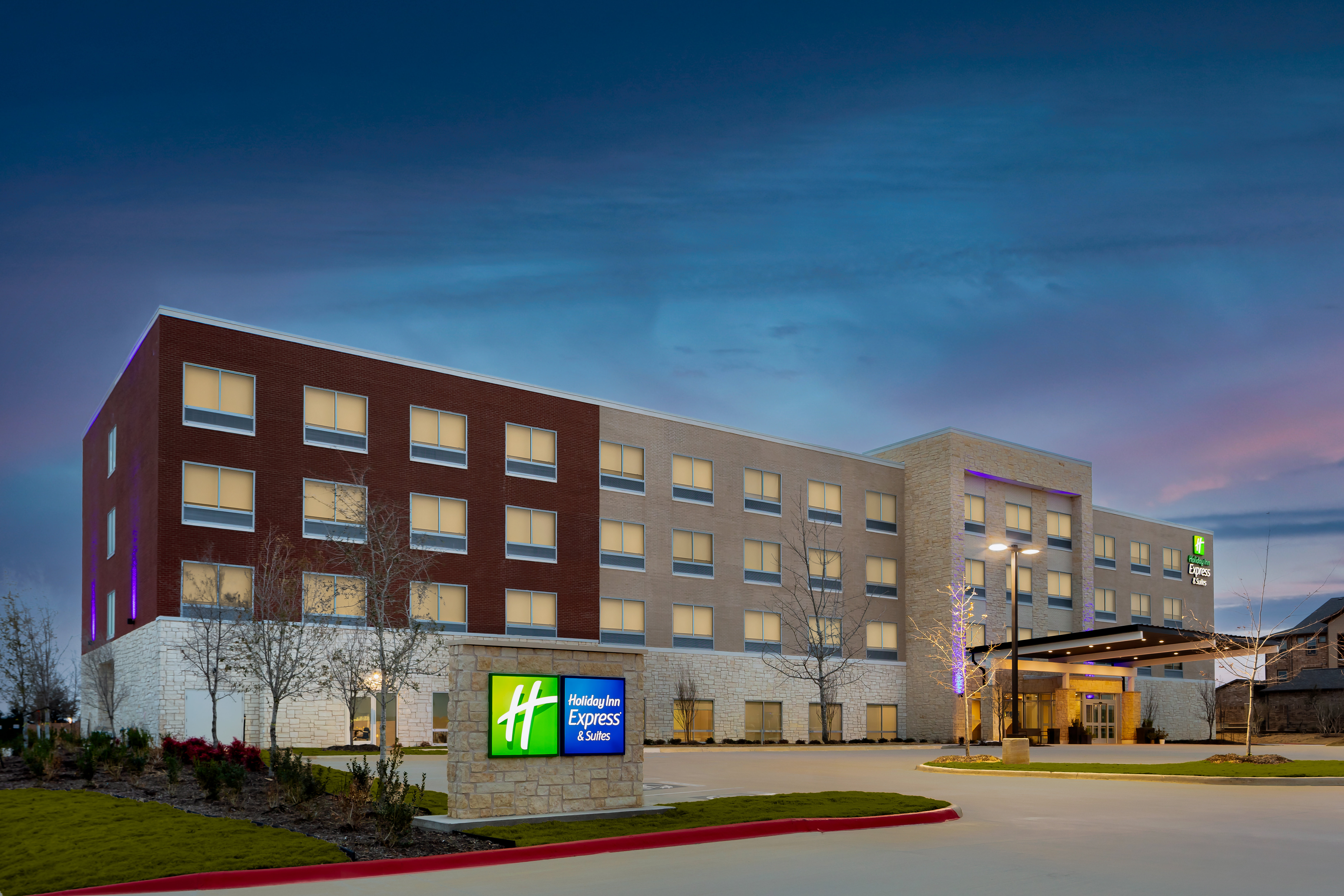 Holiday Inn Express & Suites FRISCO NORTH - PROSPER 2/52