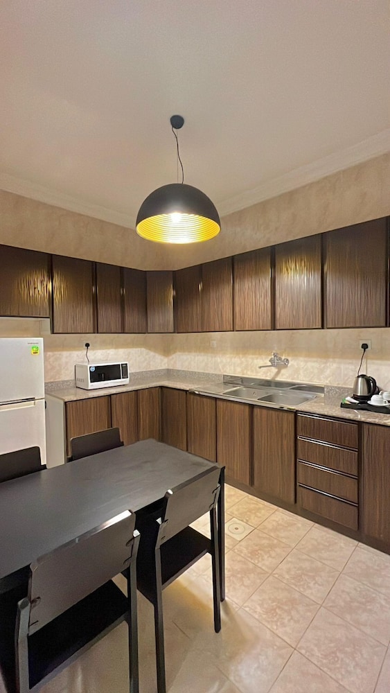 Loren Suites Al Salamah 39/50
