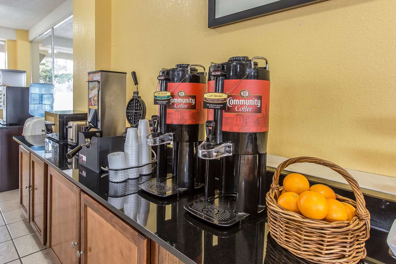 Econo Lodge Byron near Historic District - Warner Robins 3/12