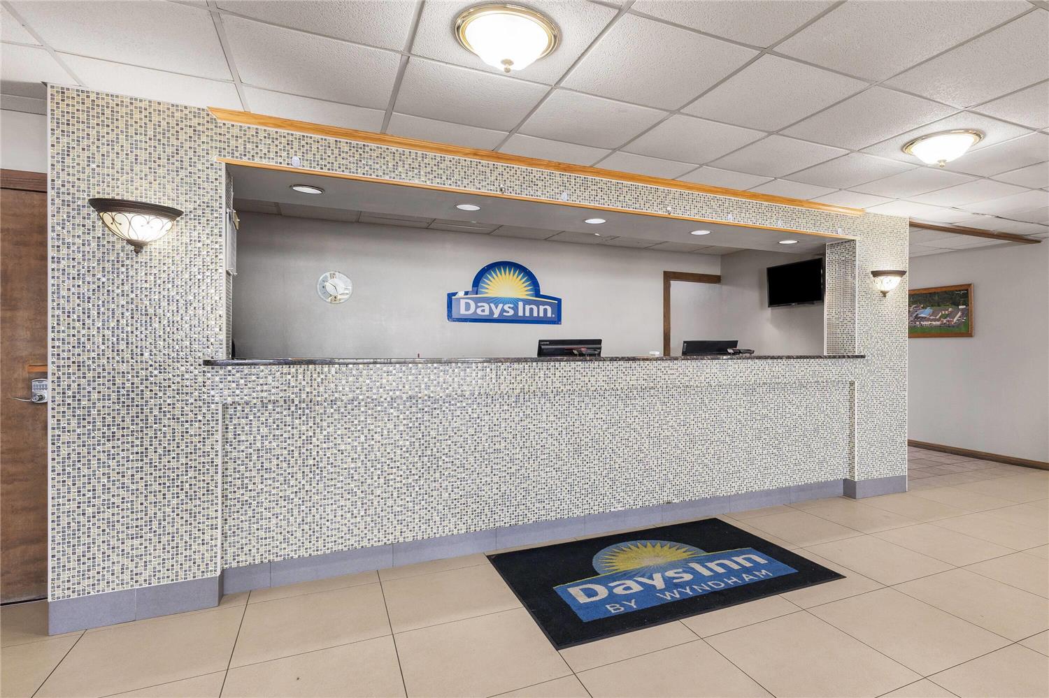 Days Inn by Wyndham Madisonville 4/17