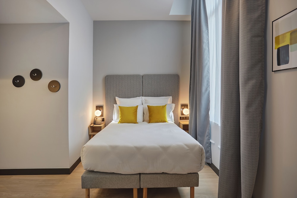 Appart hotel Odalys City Nimes Arenes Palais des Congres 12/20
