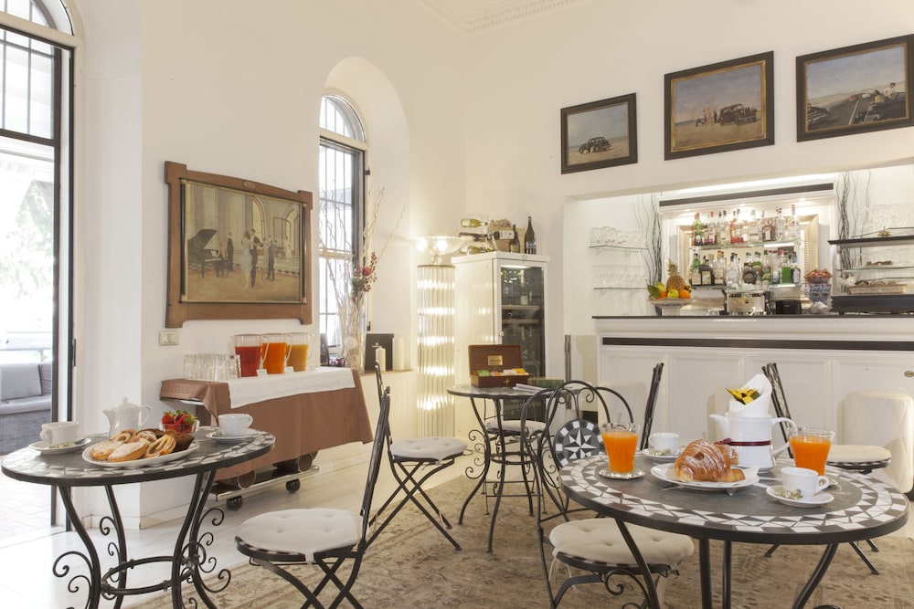 Villa Pirandello 42/54