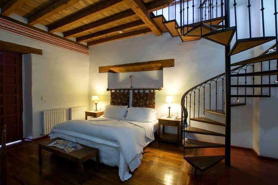 Master, Suite