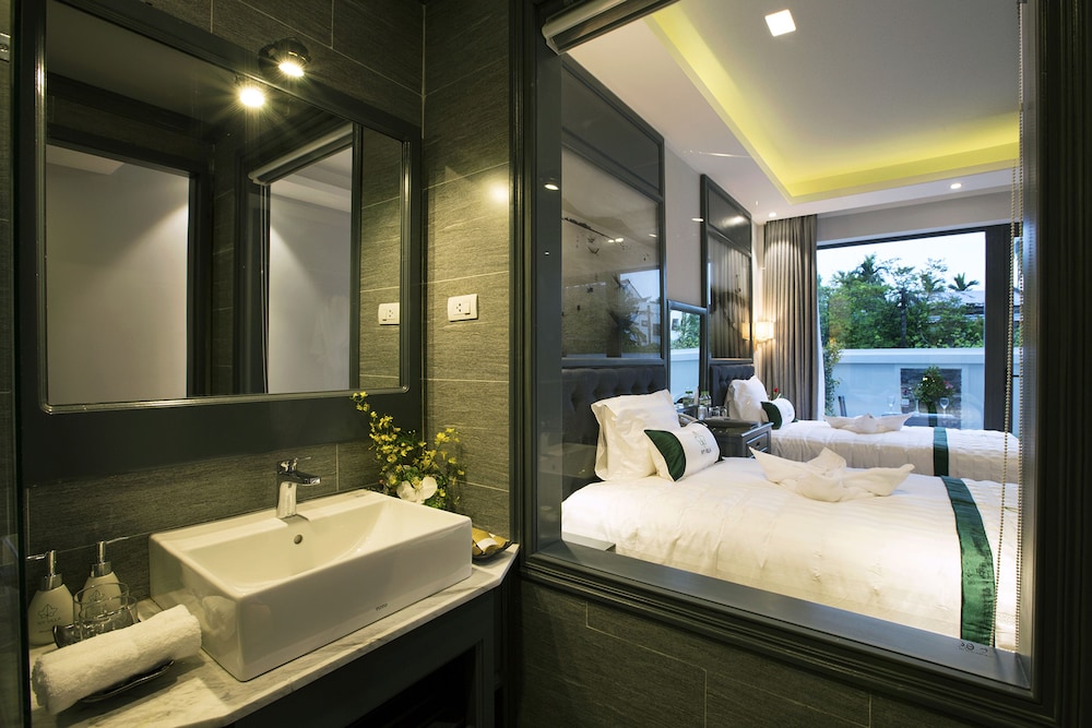 Ivy Villa 29/49