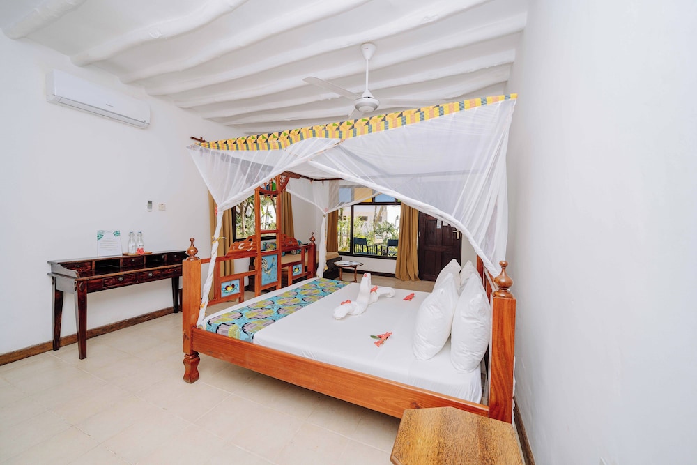Spice Island Hotel and Resort 19/64