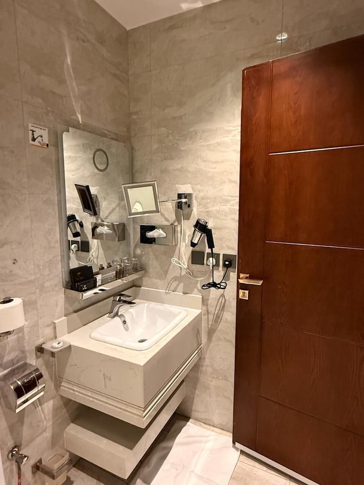 فندق إس توين(S-twin Hotel) 34/36