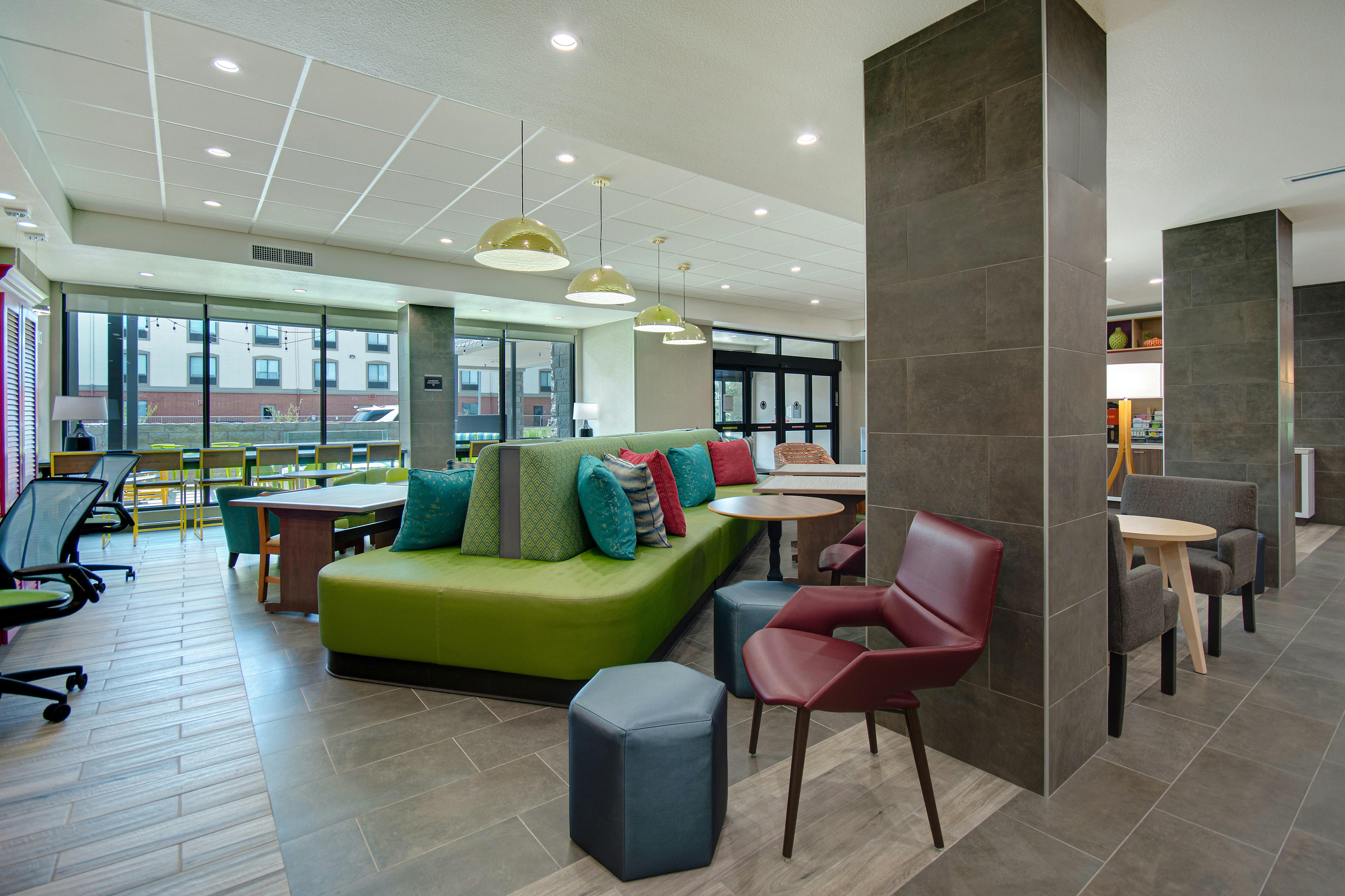 Home2 Suites by Hilton Burleson 16/26