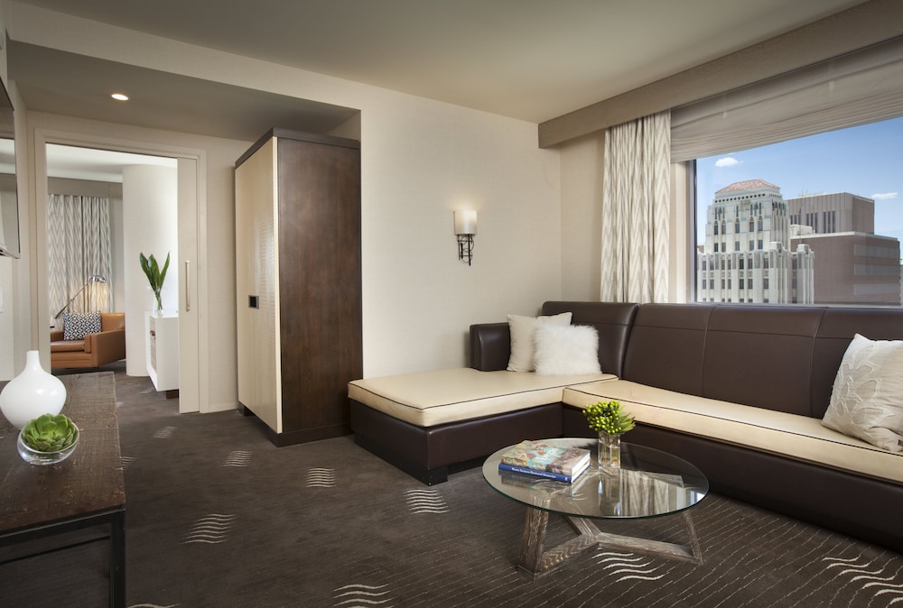 Hotel Palomar Phoenix A Kimpton Hotel 57/83