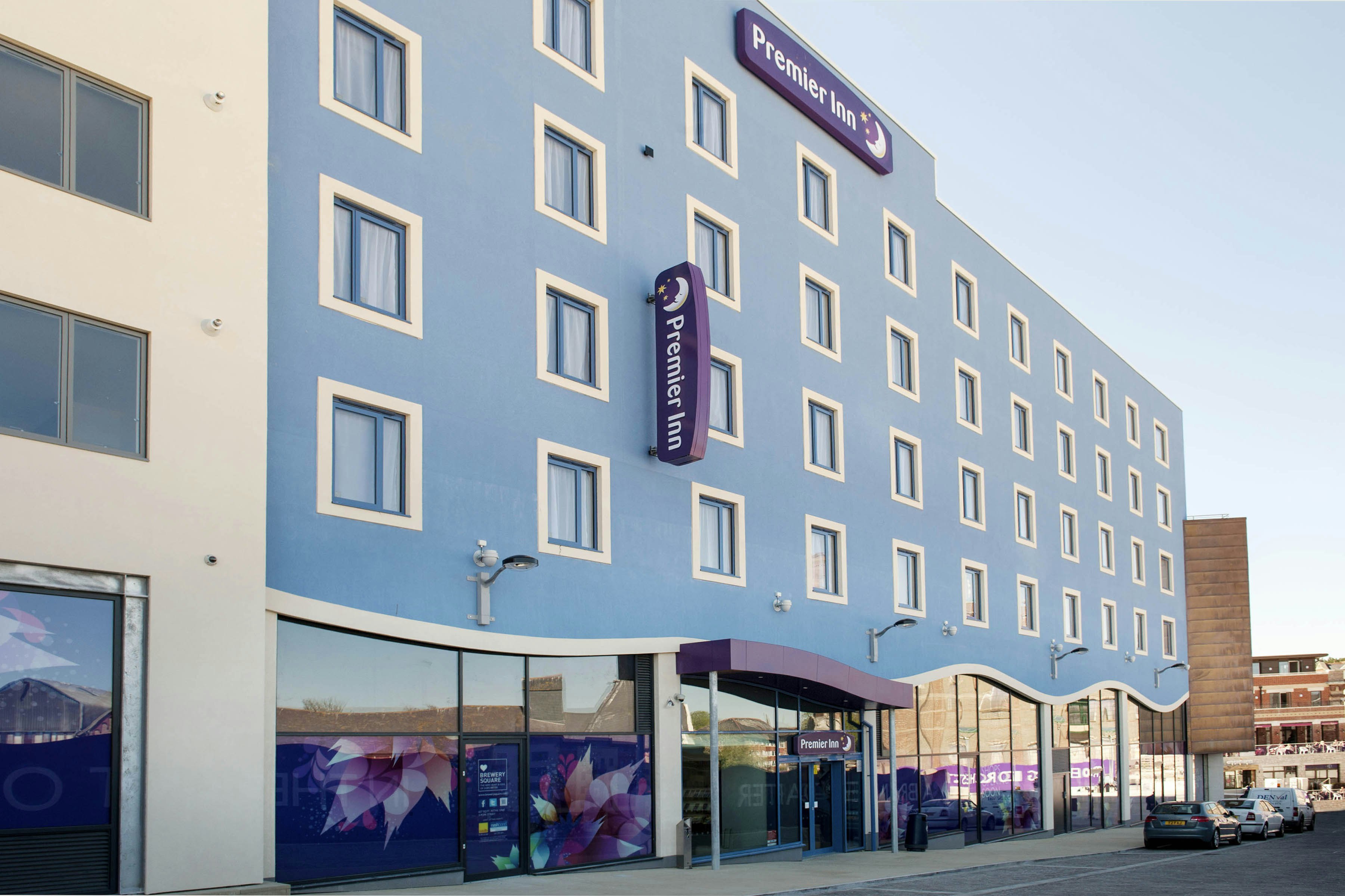 Premier Inn Dorchester 21/24