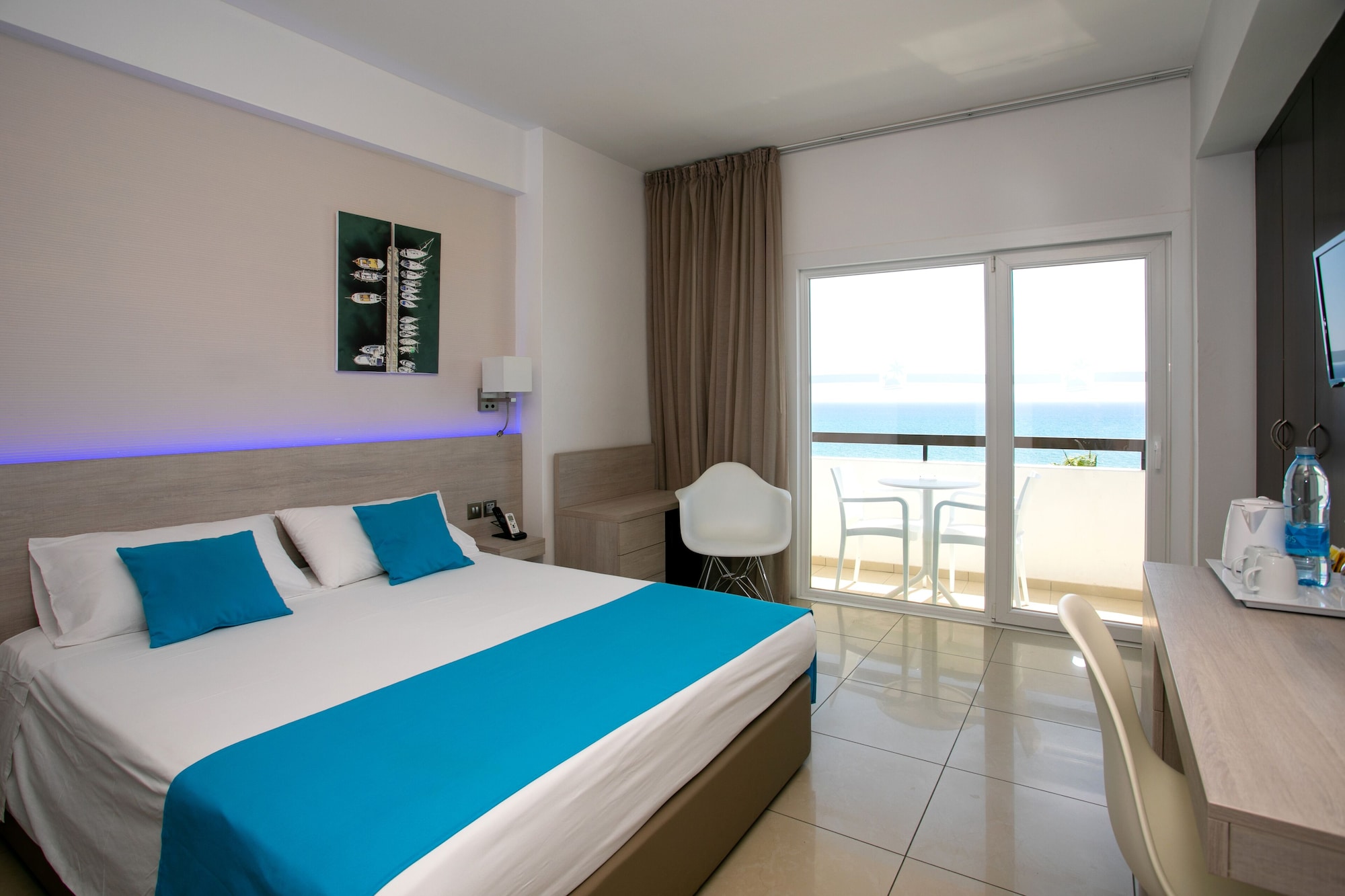 ROOM, DOUBLE OR TWIN BED, SEA VIEW