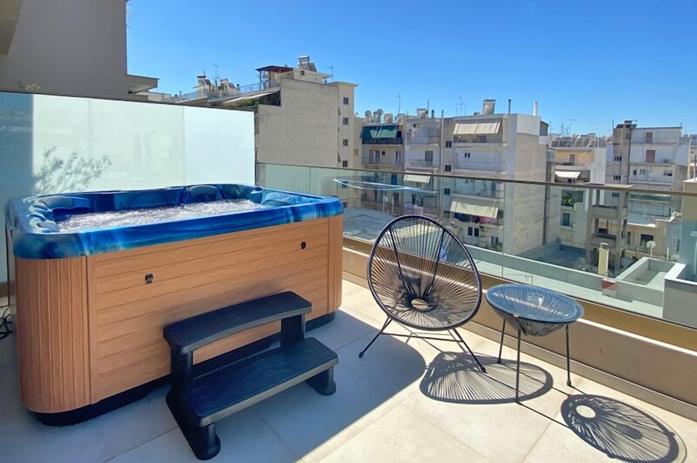 Athens Platinum Rooms and Suites 34/57