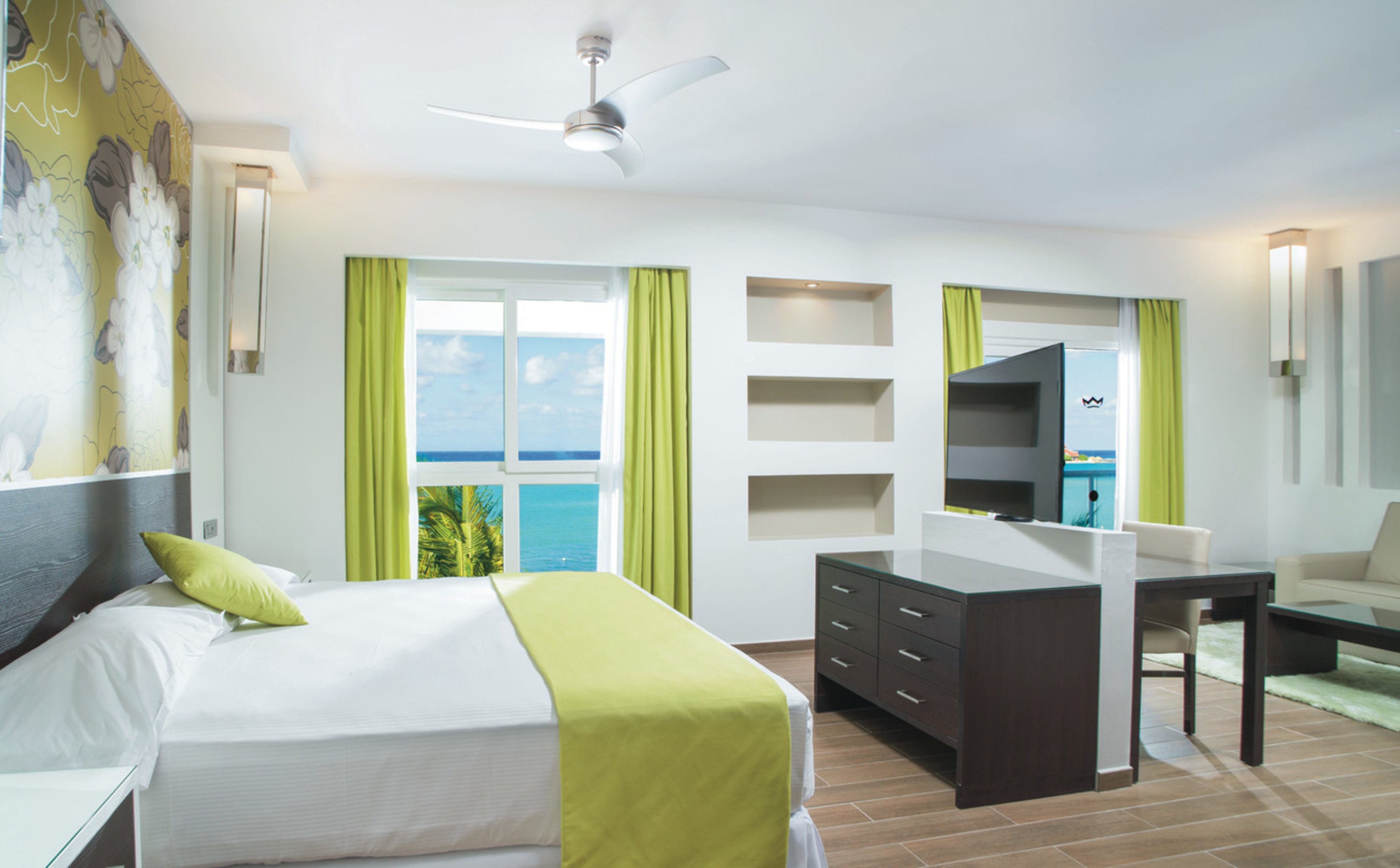 Junior Suite, Ocean Front
