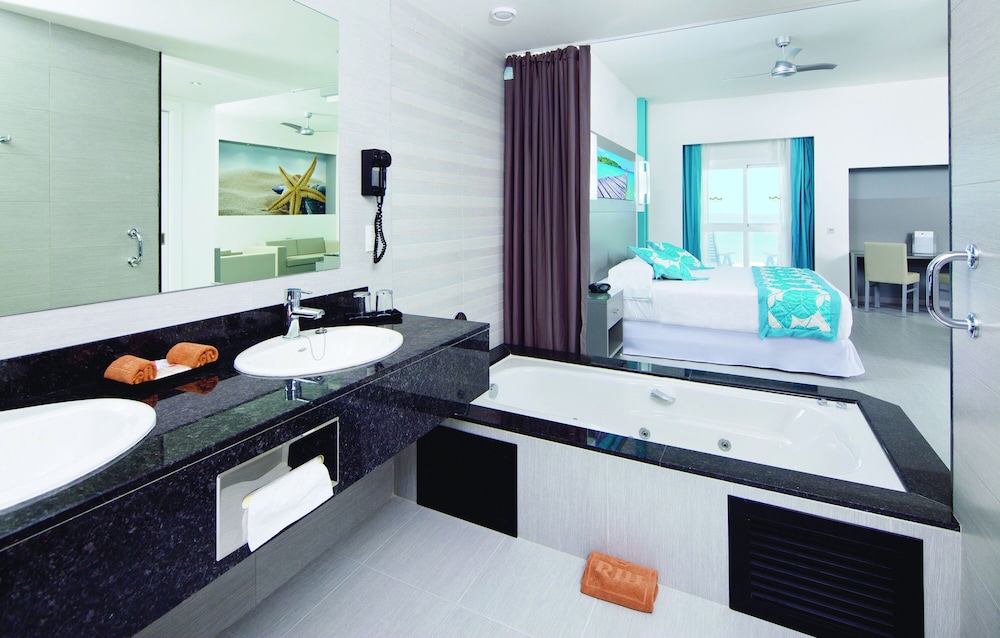 Hotel RIU Playa Blanca All Inclusive 9/72