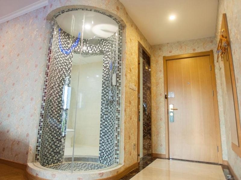 GreenTree Alliance Huzhou Changxing Zhebei Business Square Hotel 52/52