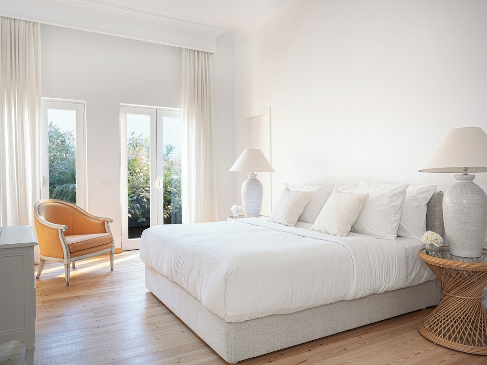 Sunset, Residence, 3 King Beds