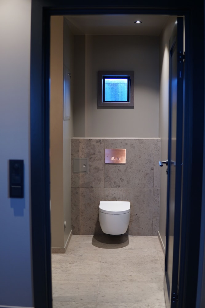 Henningsvaer Bryggehotell by Classic Norway Hotels 27/50
