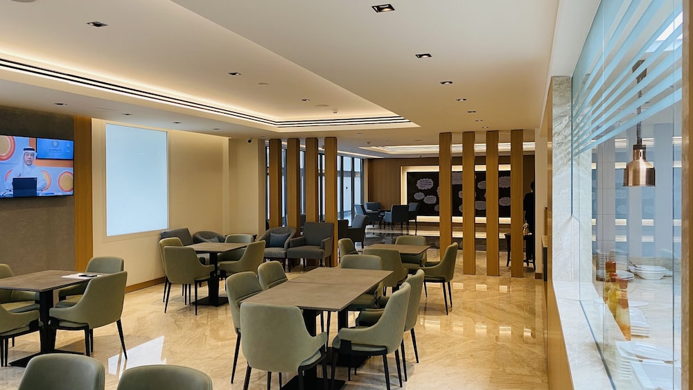 Sitara Hotel Apartment L.L.C 40/51