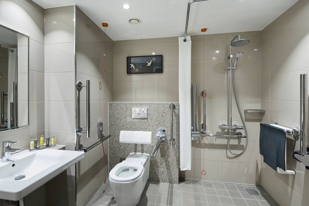 London Heathrow Marriott Hotel 6/66