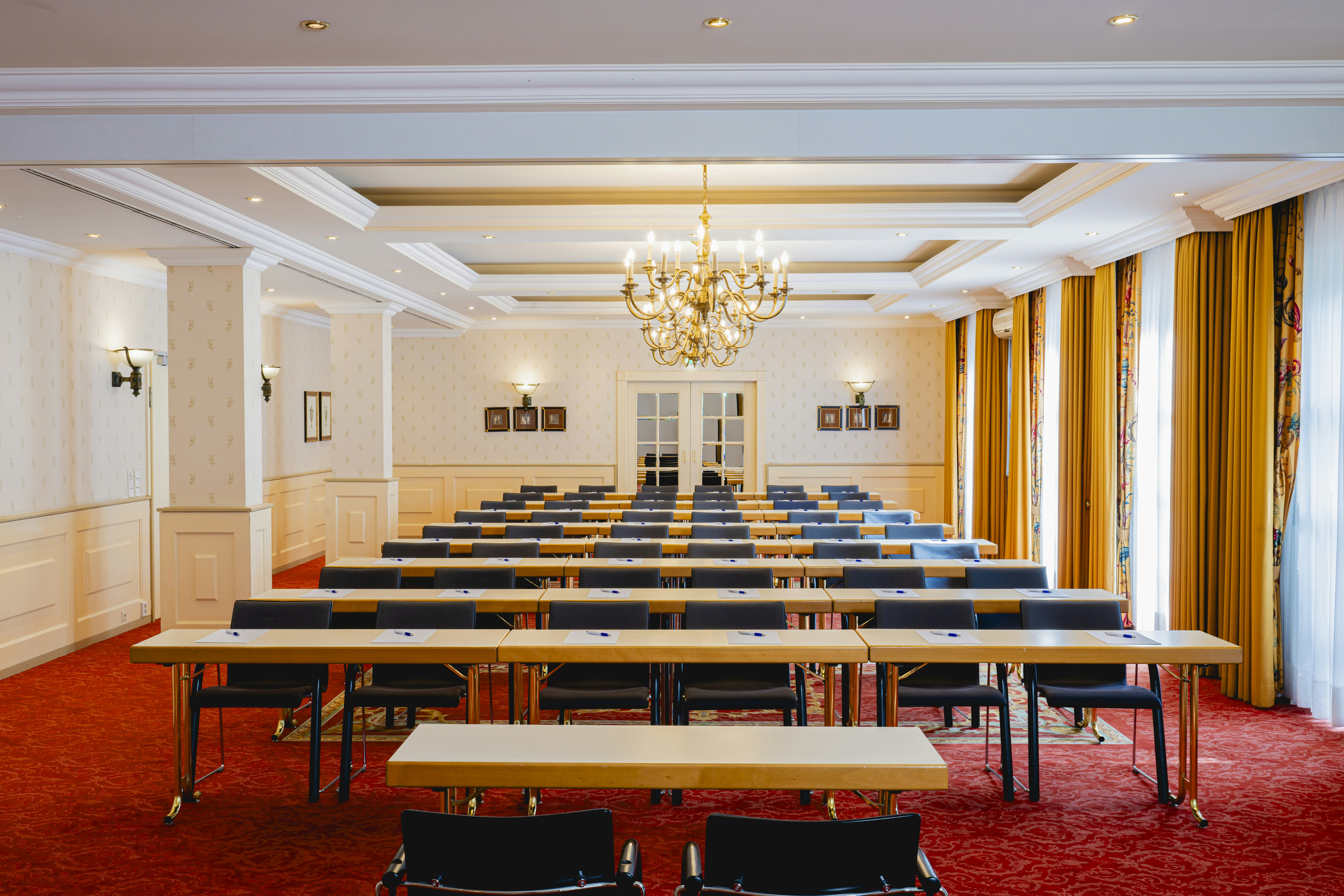 TOP Hotel am Schlosspark 27/54