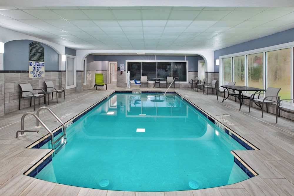 swimming pool spa