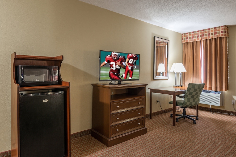 Red Roof Inn And Suites Little Rock 24/33