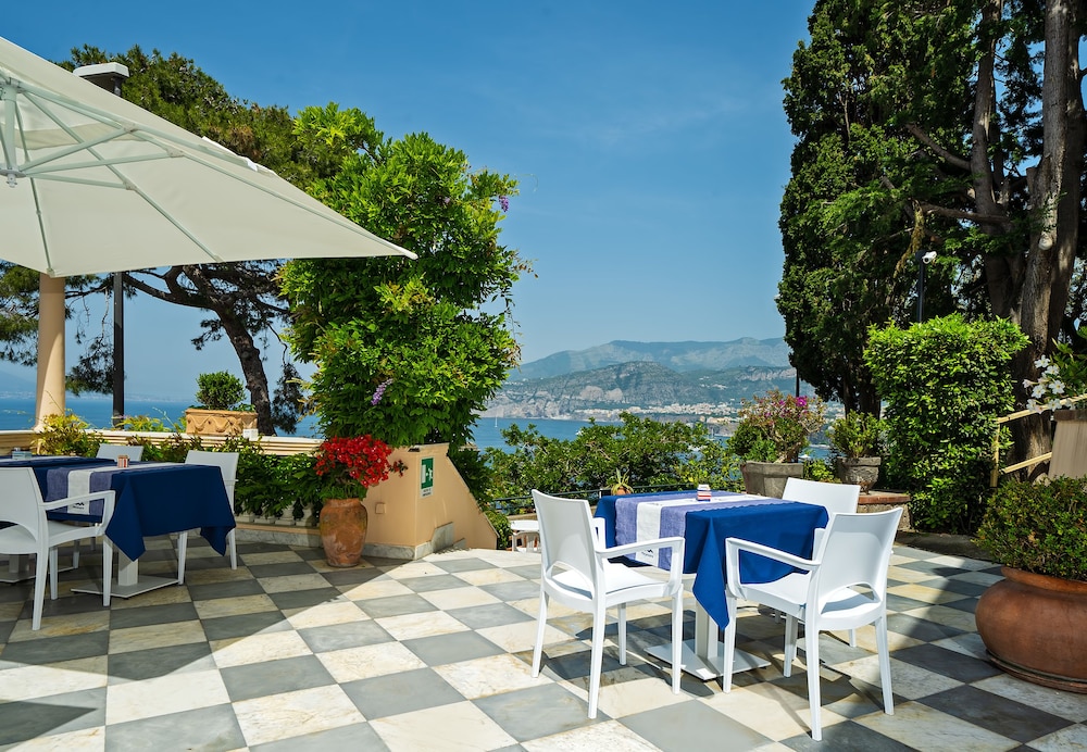 Hotel Miramare Sorrento 46/63