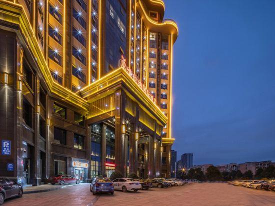 Vienna International Hotel (Loudi Stadium) 11/40