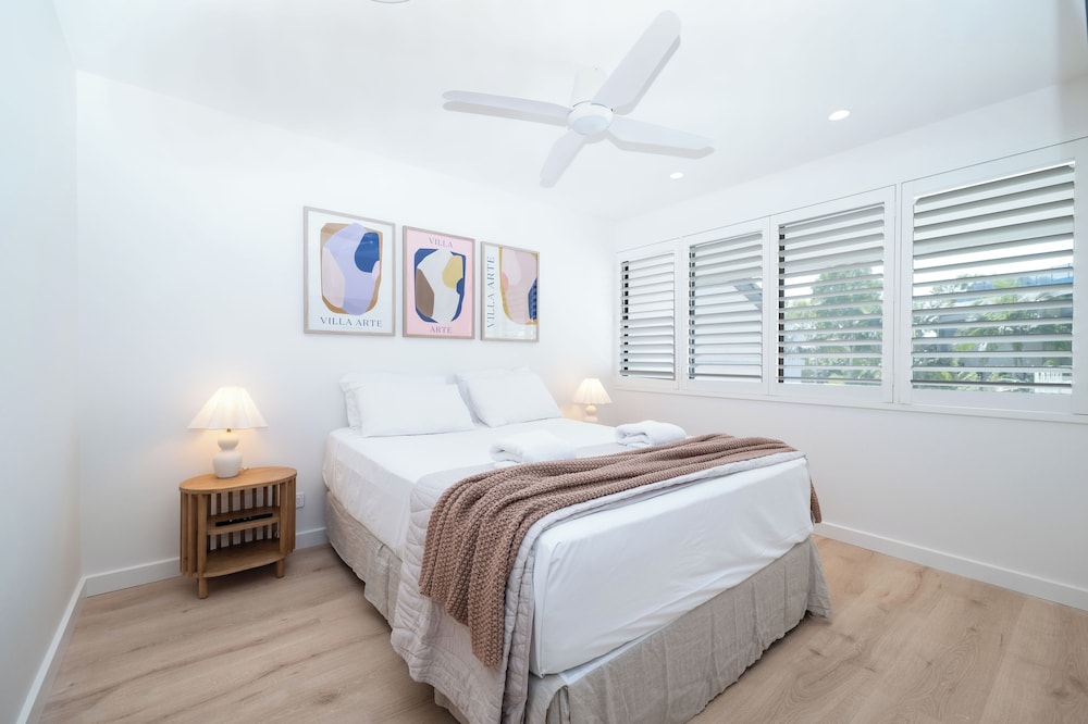 3 Bedrooms, Premium, 2 Queen and Twin Beds, Water Front 2/5