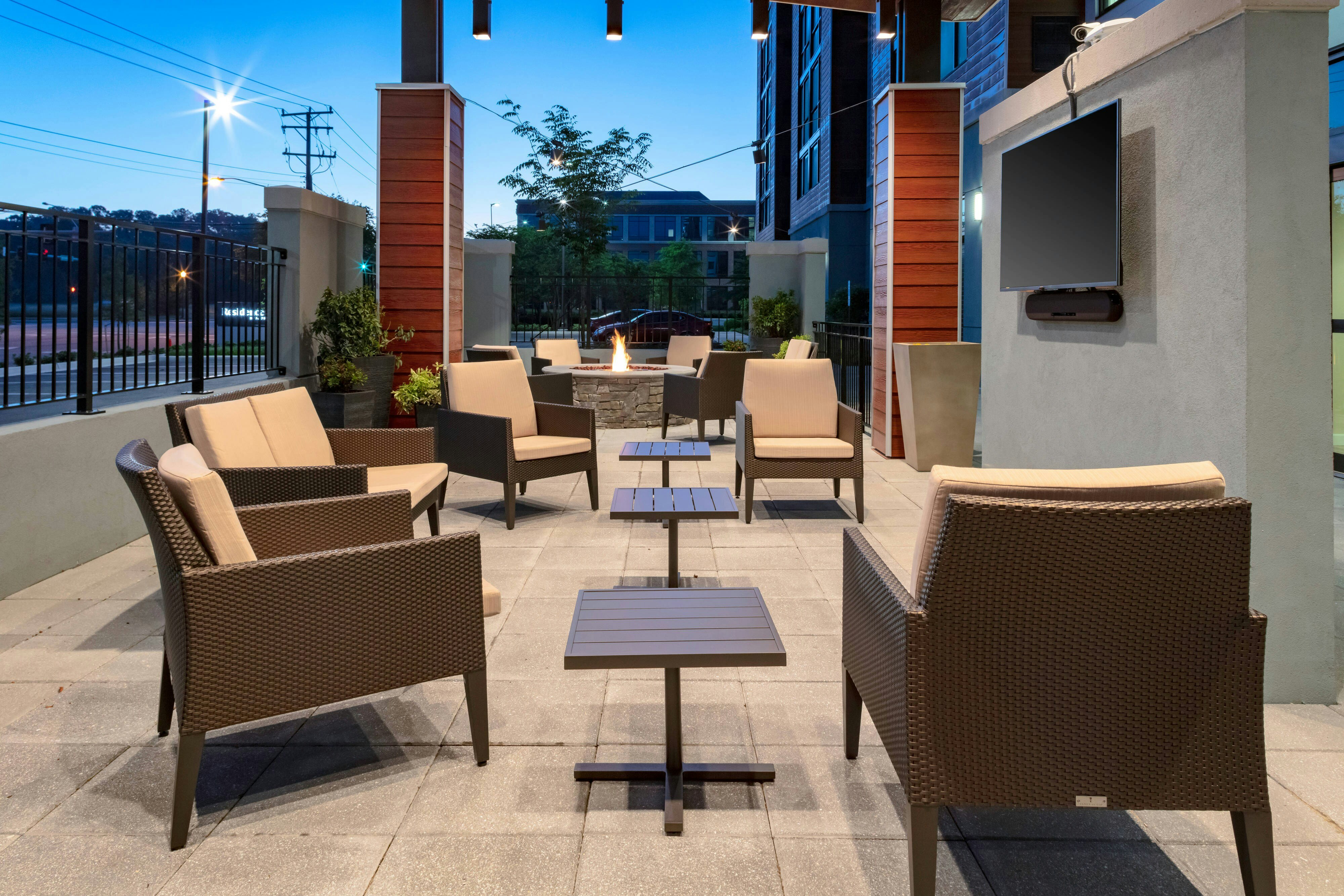 Residence Inn Virginia Beach Town Center 22/40