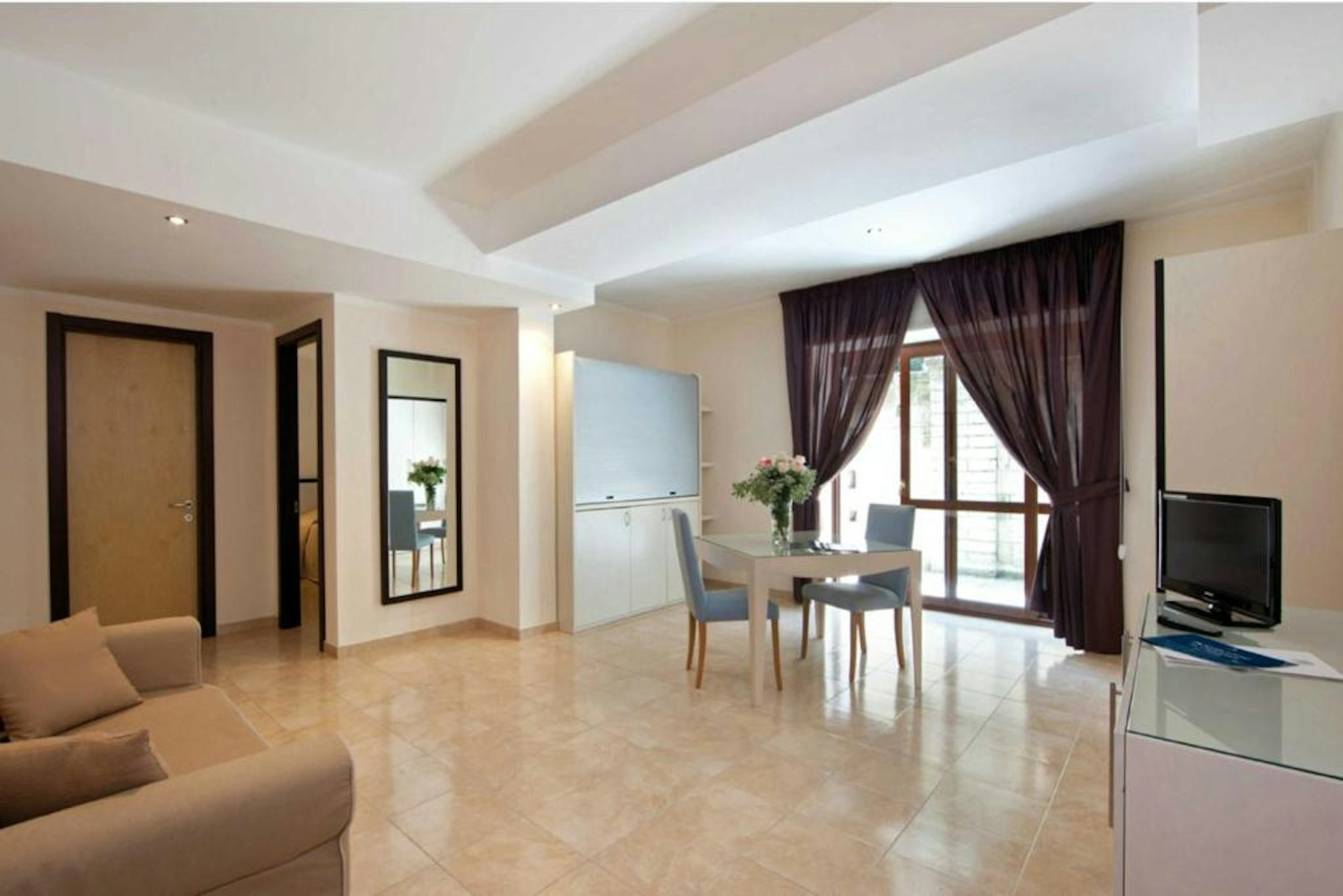 Suites And Residence Hotel 27/44