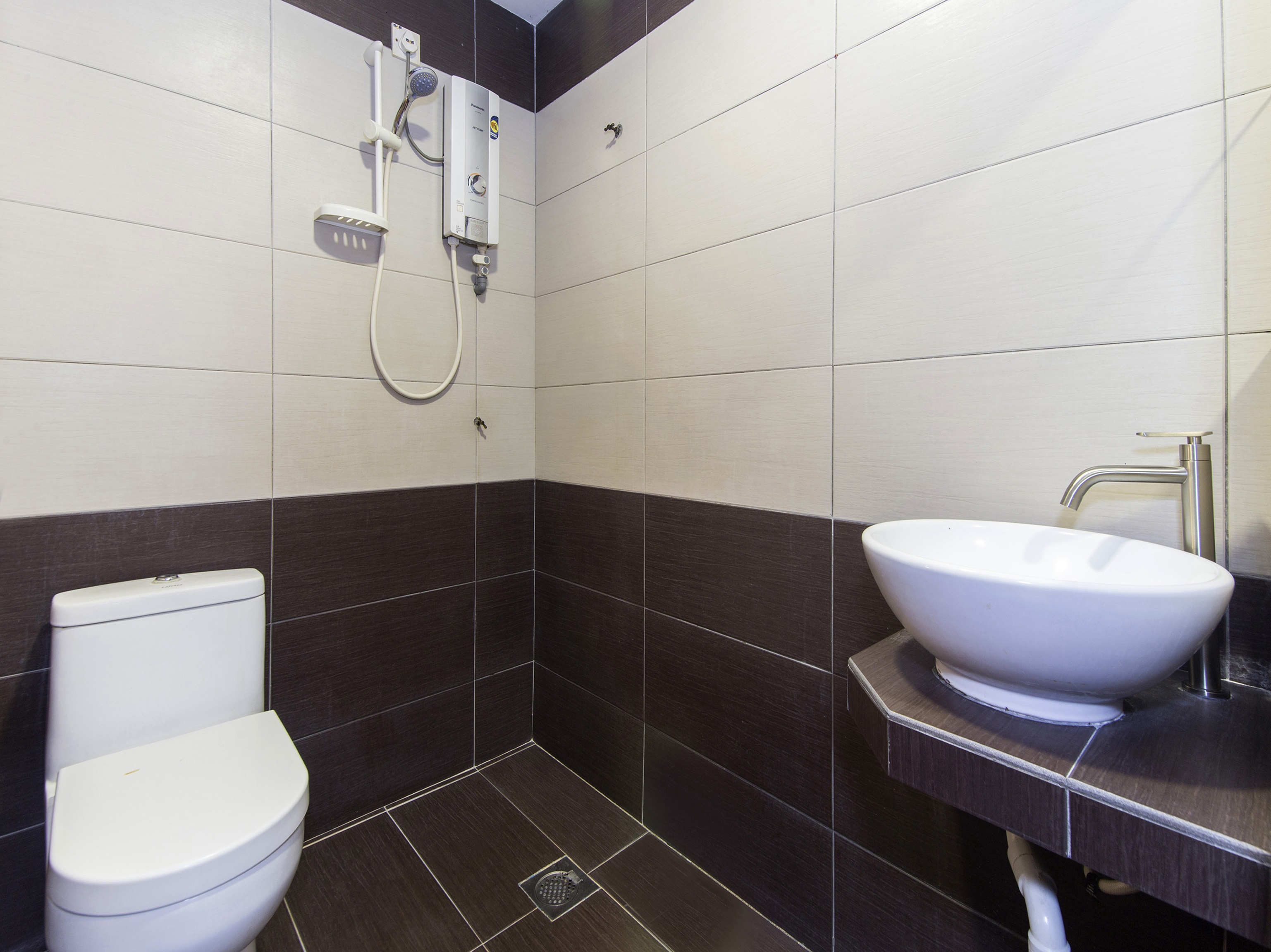 Oyo 417 Raintree Boutique Hotel (Ex. Raintree Boutique Hotel) 32/35