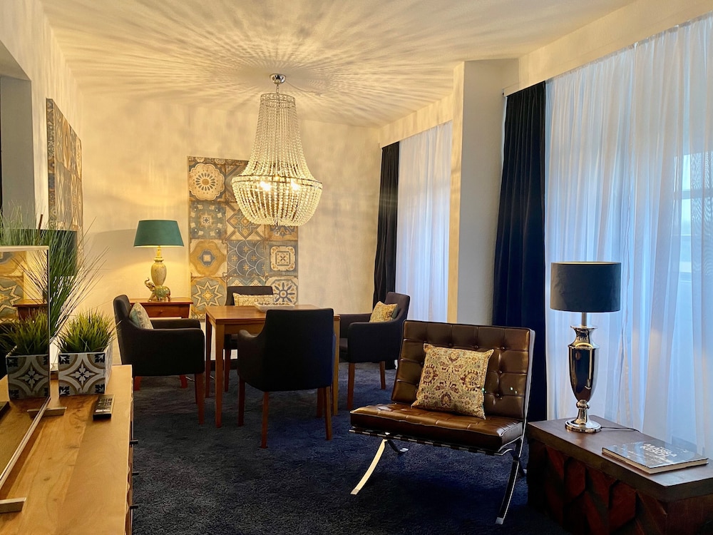 Parkhotel Bielefeld 29/43