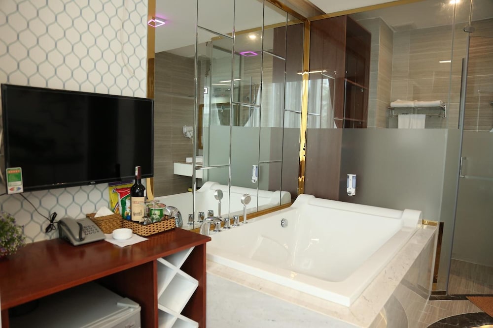 Hong Bao Thach Hotel 7/50