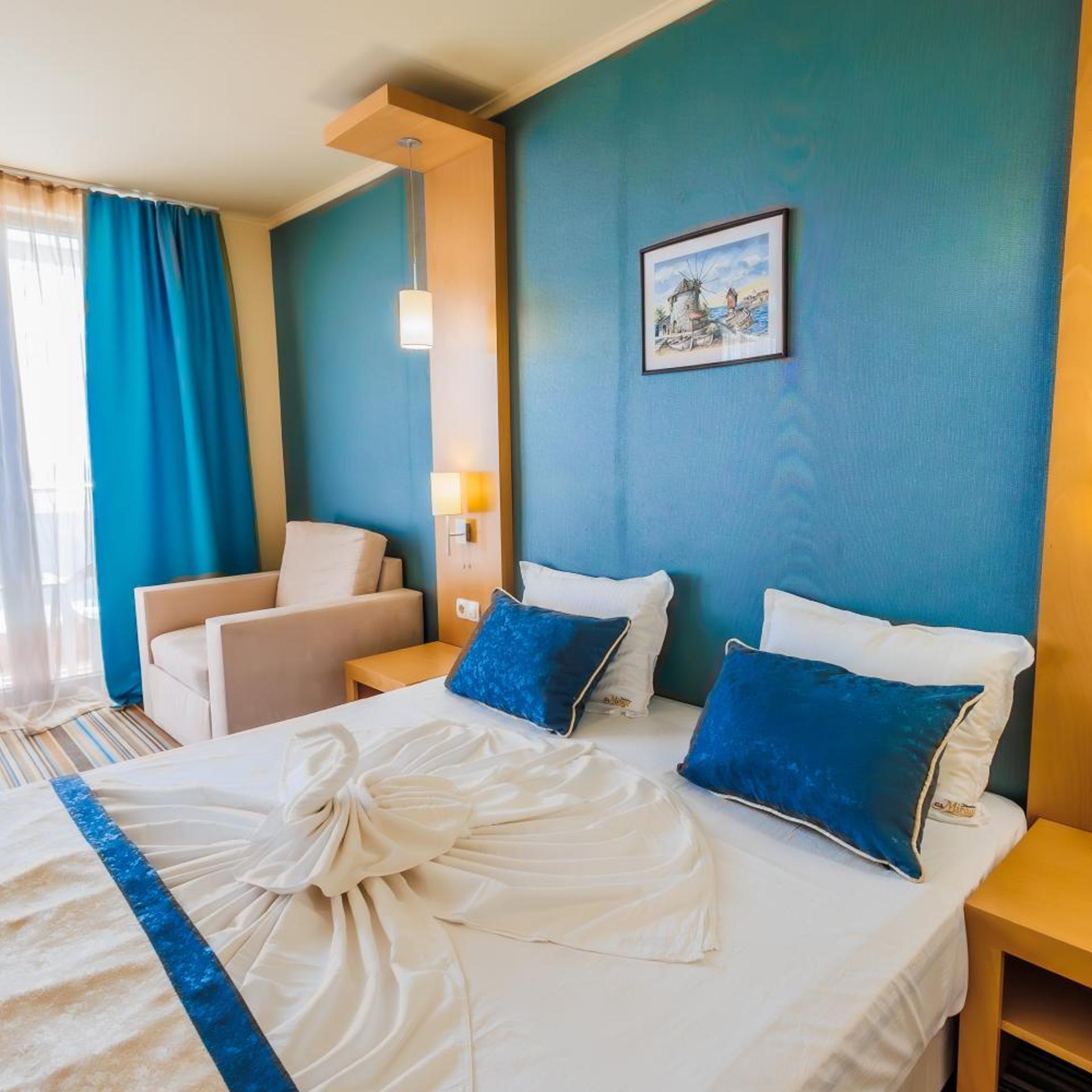 Mirage Hotel 26/76