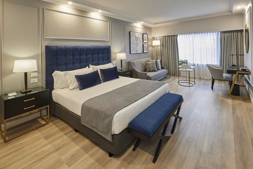 Hotel Emperador Buenos Aires 13/50