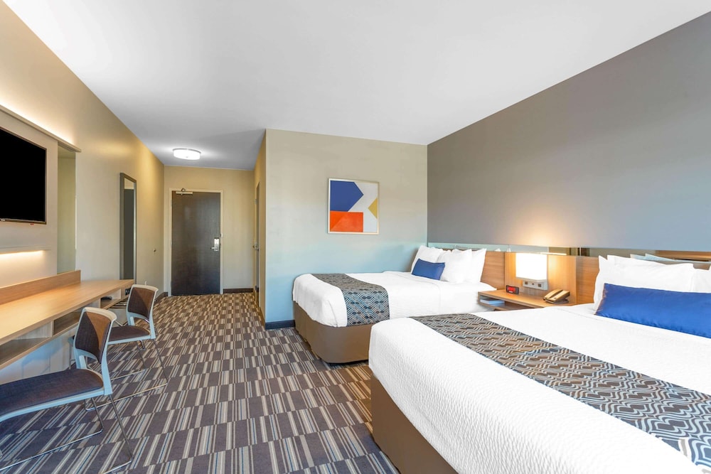Microtel Inn Suites by Wyndham South Hill 7/19