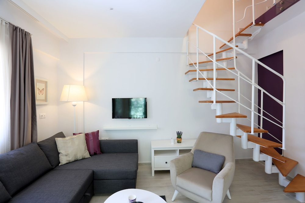Alp Suites Lavanta 12/23
