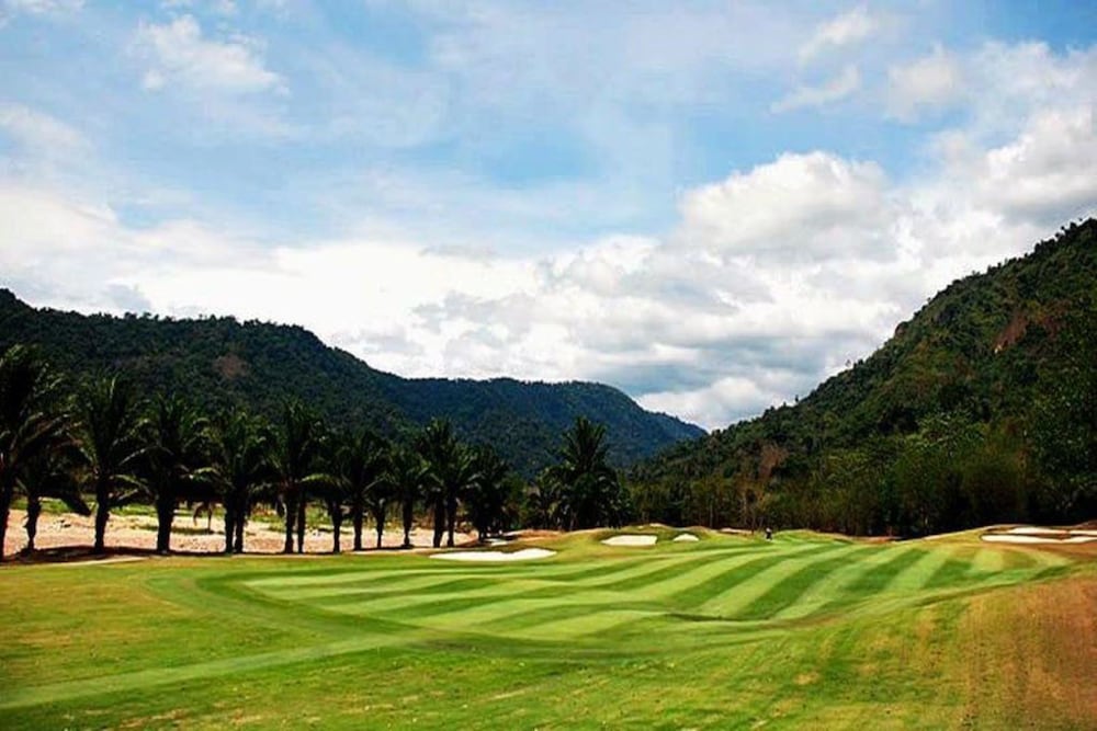 Royal Hills Golf Resort And Spa 12/30
